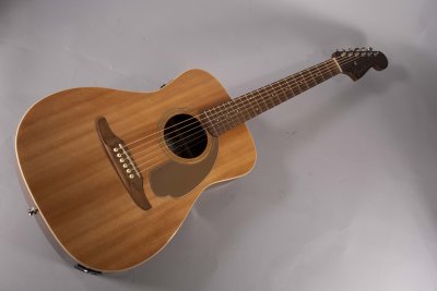 fender malibu player natural usata