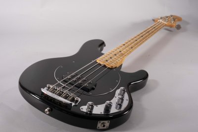 musicman sting ray 4 black usato