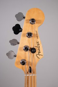 FENDER JAZZ PLAYER USATO