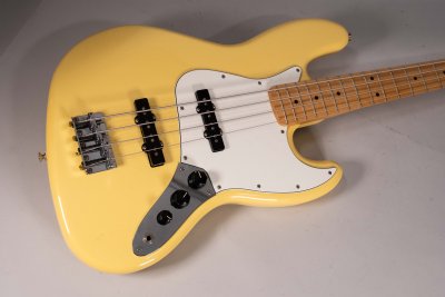 FENDER JAZZ PLAYER USATO