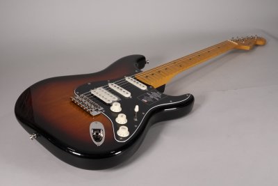 Fender Stratocaster American Professional Classic HSS MP 3-Color Sunburst