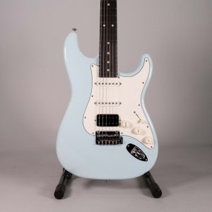 Suhr Classic S HSS Solid Body RW Sonic Blue