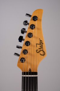 Suhr Classic s sonic blue rw hss