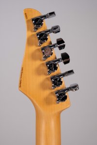 Suhr Classic s sonic blue rw hss