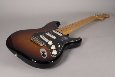 Fender Stratocaster American Professional Classic MP 3-Color Sunburst