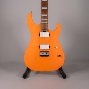 Cort Kx600 infinite ocs w/bag