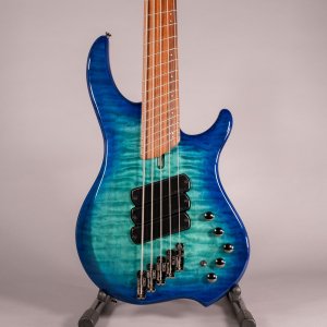 Dingwall Combustion 5 string 3 Pickups Pau-Ferro Whalepool Burst