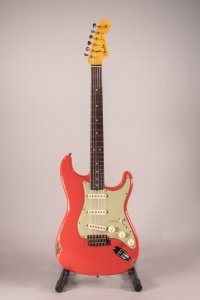 Fender Custom Shop Limited Edition '63 Stratocaster Heavy Relic Aged Fiesta Red