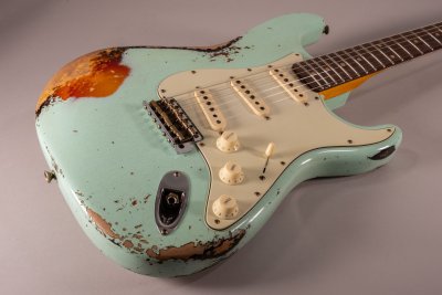 Fender Custom Shop Ltd '62 Stratocaster Heavy Relic Faded Aged Surf Green