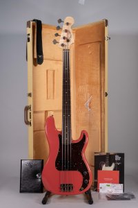Fender Pino Palladino Signature Precision Bass Fiesta Red
