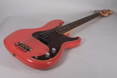 Fender Pino Palladino Signature Precision Bass Fiesta Red