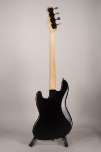 EMPIREO ALL BLACK FRETLESS 4 USATO