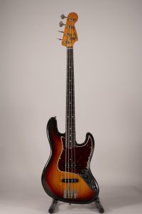 FENDER AM VINT 62 JAZZ FULLER '83 USATO