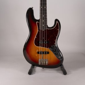 FENDER AM VINT 62 JAZZ FULLER '83 USATO