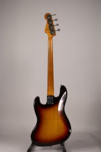 FENDER AM VINT 62 JAZZ FULLER '83 USATO