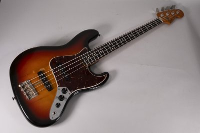 FENDER AM VINT 62 JAZZ FULLER '83 USATO