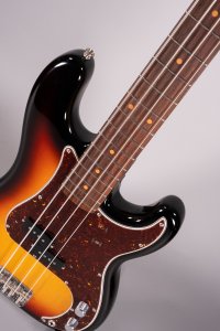 Basso Fender P Bass Vint. II Sunb Usato