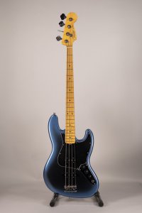 FENDER AM PROF II JAZZ DARKNIGHT USATO