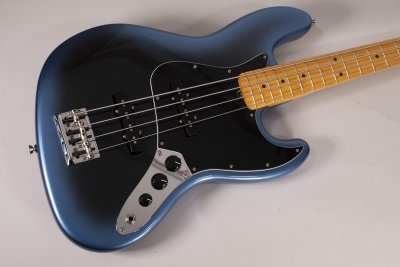 FENDER AM PROF II JAZZ DARKNIGHT USATO