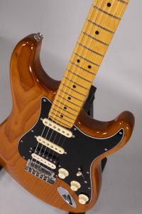 FENDER STRATO PRO II HSS R. PINE USATA