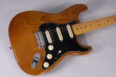 FENDER STRATO PRO II HSS R. PINE USATA