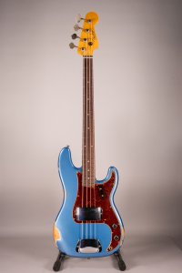 Fender Custom Shop 1964 Precision Bass Relic Aged Lake Placid Blue