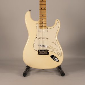 FENDER STRATOCASTER AM STD USATA