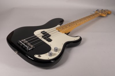 FENDER AM PRO II PRECISION BLK USATO