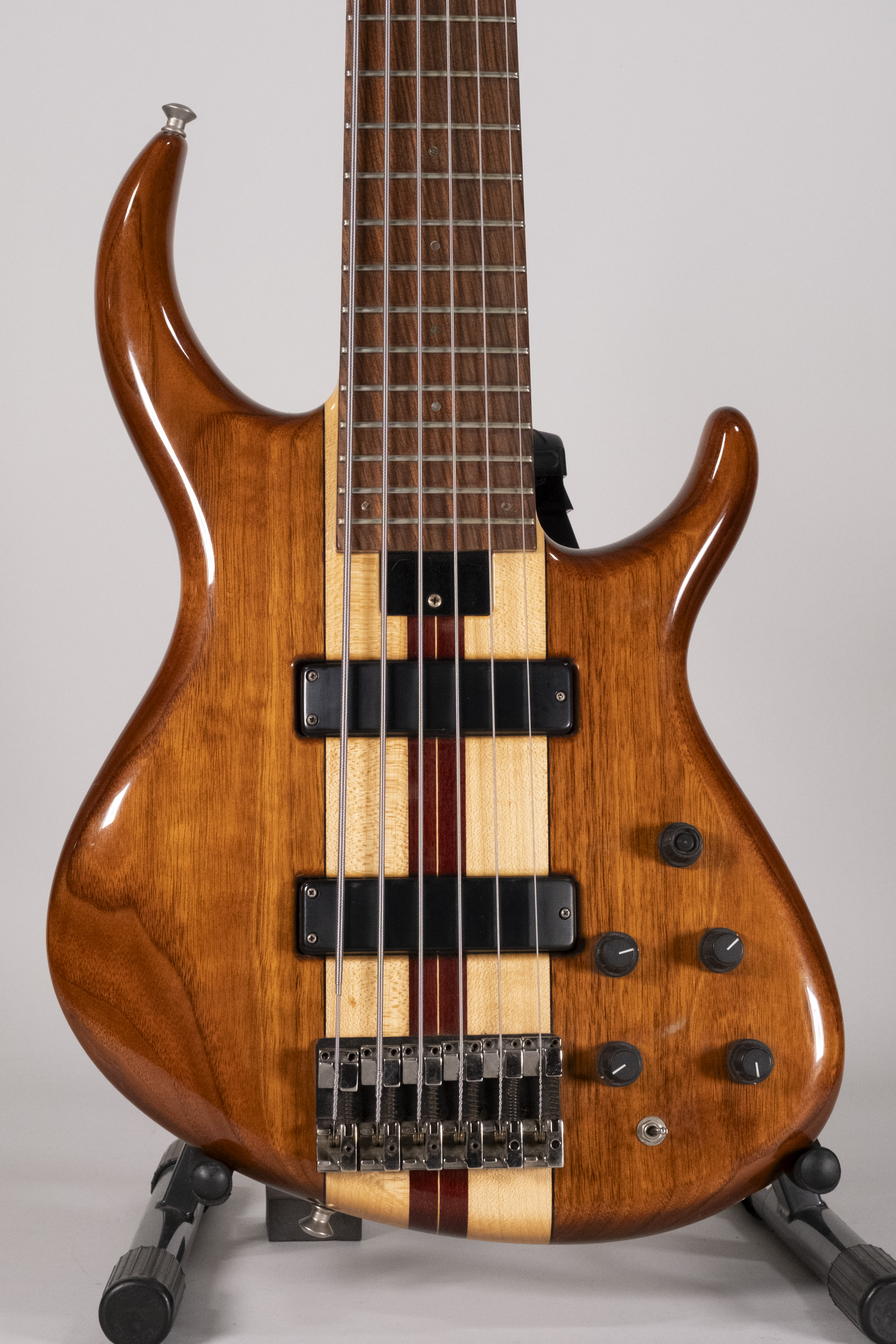 TOBIAS 6 CORDE BASIC USATO