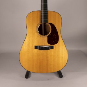 MARTIN D18 ELETTRIFICATA USATA