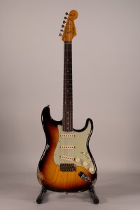 Fender Custom Shop Ltd '62 Stratocaster Heavy Relic Faded Aged 3 Color Sunburst
