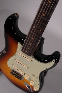 Fender Custom Shop Ltd '62 Stratocaster Heavy Relic Faded Aged 3 Color Sunburst
