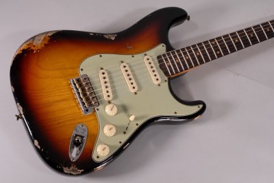 Fender Custom Shop Ltd '62 Stratocaster Heavy Relic Faded Aged 3 Color Sunburst