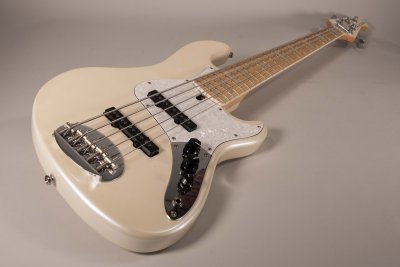 Basso Lakland Darry Jones 5c White  Usato
