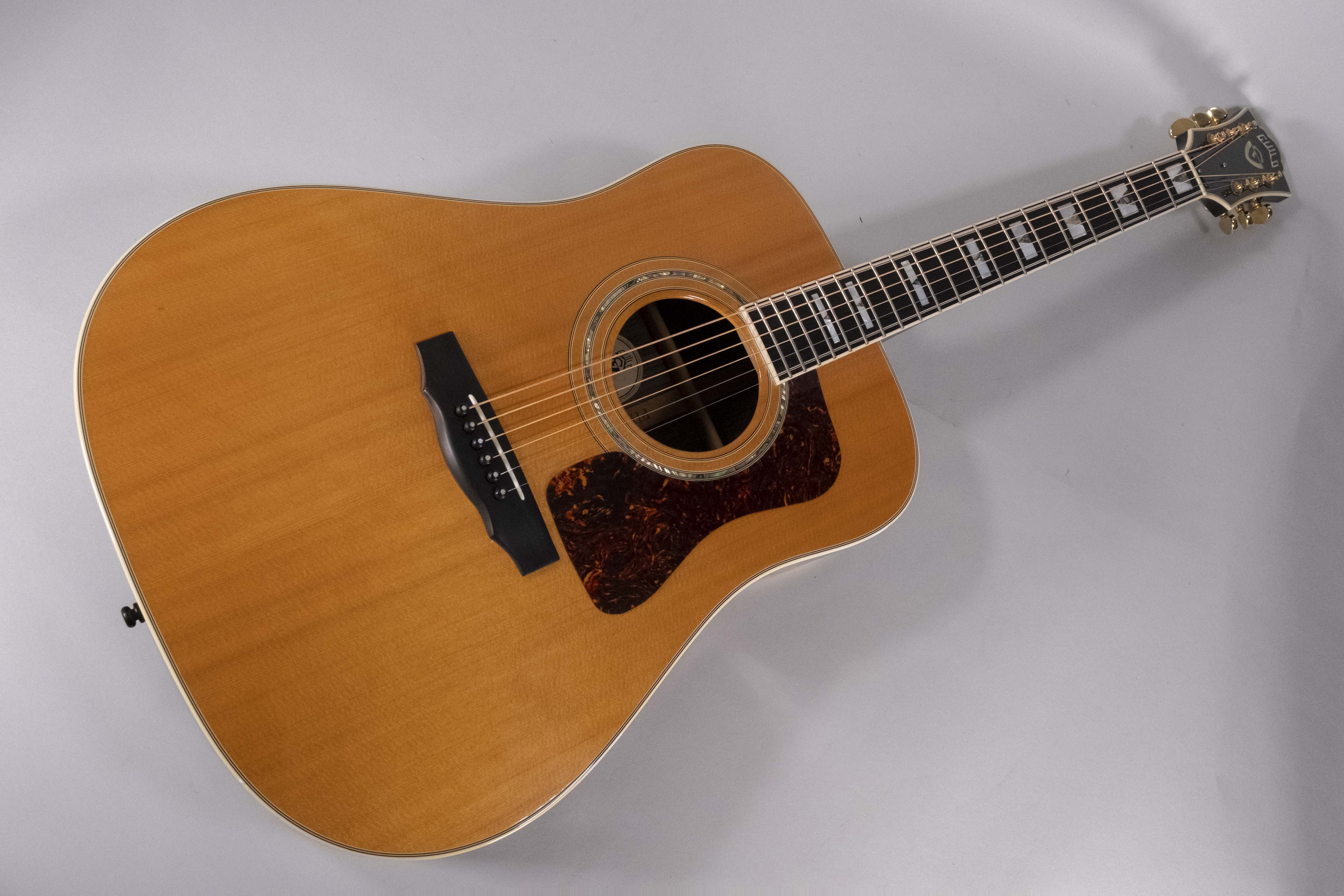 GUILD D55 NAT USATA