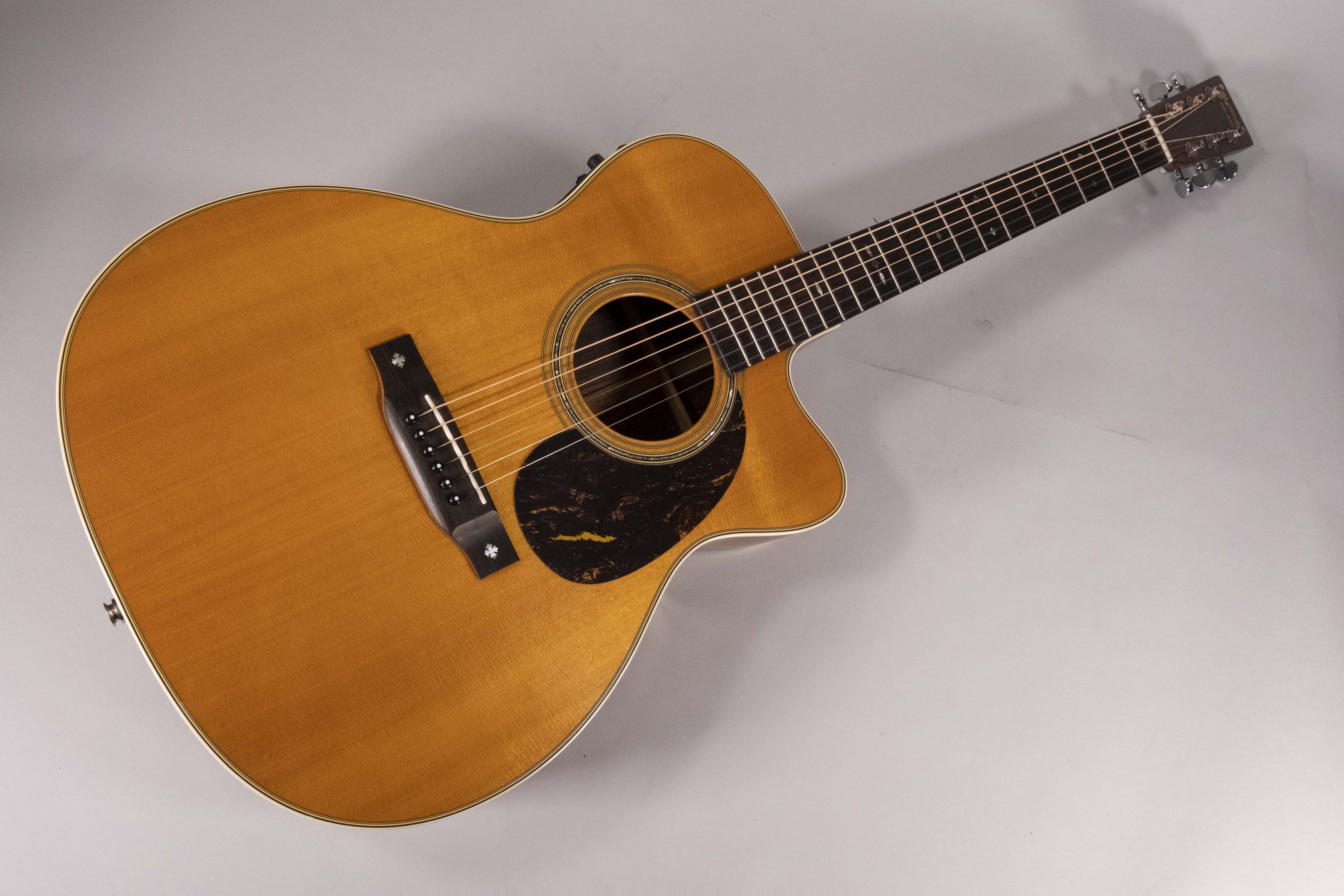 MARTIN OM CUSTOM SHOP USATA