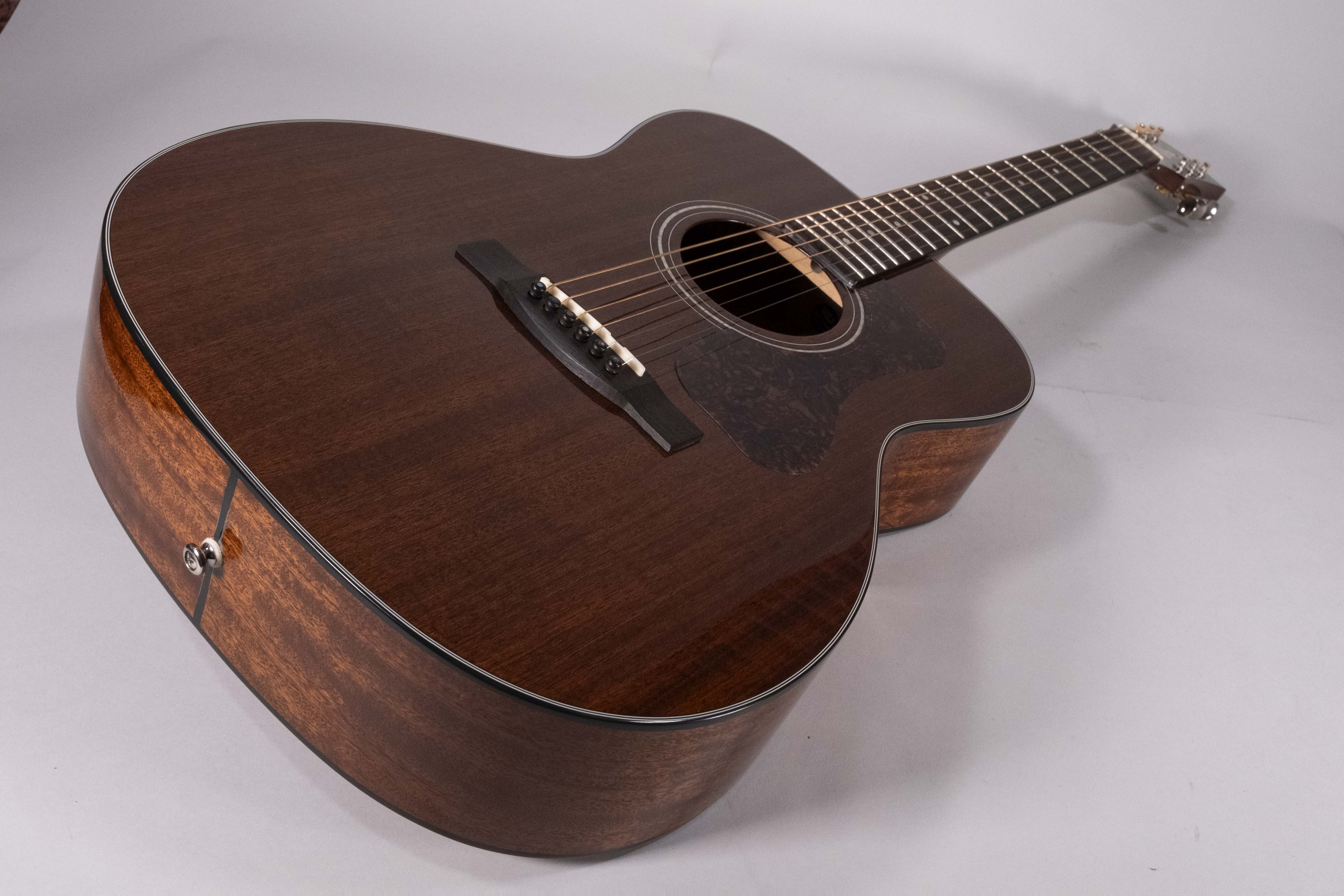 GUILD OM120 USATA
