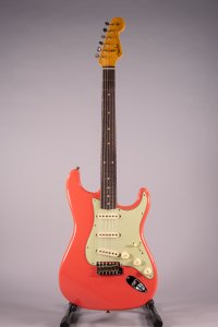 Fender Custom Shop Ltd 59 Strat Journeyman Relic Super Faded Aged Fiesta Red