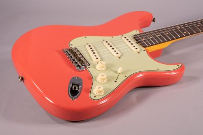 Fender Custom Shop Ltd 59 Strat Journeyman Relic Super Faded Aged Fiesta Red