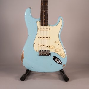 Fender Custom Shop 1962 Stratocaster Relic Faded Aged Daphne Blue