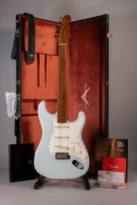 Fender Custom Shop Limited Edition 1950 Stratocaster Super Faded Aged Sonic Blue