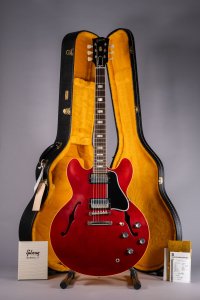 Gibson Custom Murphy Lab 1964 ES-335 Reissue Ultra Light Aged 60s Cherry