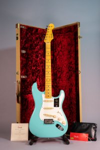 Fender American Vintage II 1957 Stratocaster Sea Foam Green