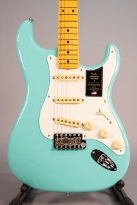 Fender American Vintage II 1957 Stratocaster Sea Foam Green