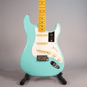 Fender American Vintage II 1957 Stratocaster Sea Foam Green