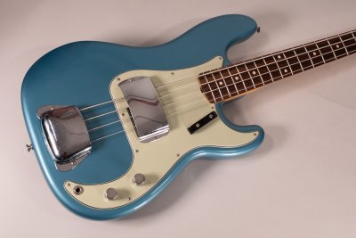 Fender Custom Shop 60 Precision Bass Ocean Turquoise