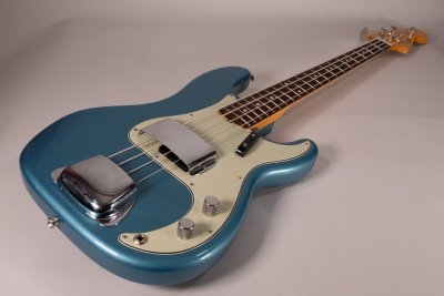 Fender Custom Shop 60 Precision Bass Ocean Turquoise