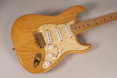 FENDER STRATOCASTER STD LTD NAT USATA