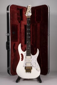 IBANEZ JEM7W STEVE VAI USATA