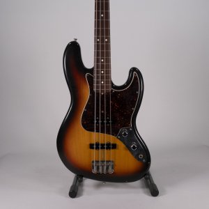 Basso Fender Jazz Vintage 62 Sunb Usato